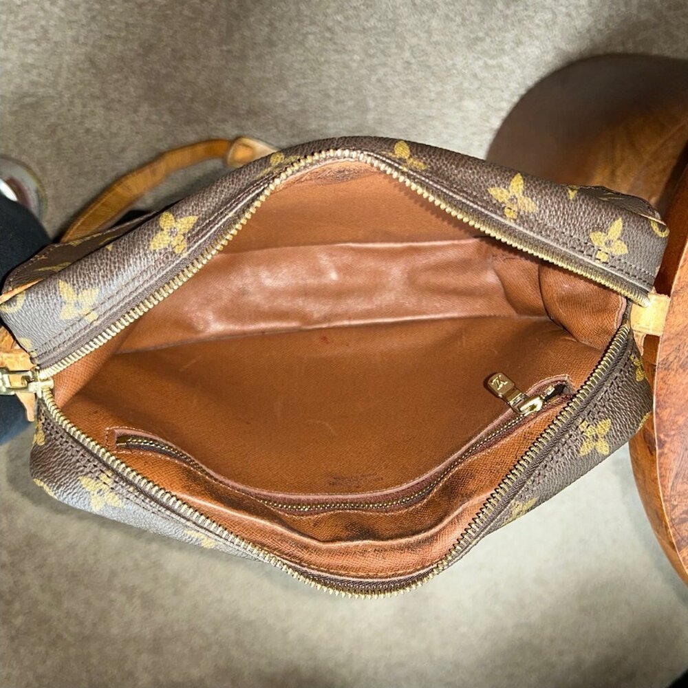 LOUIS VUITTON Monogram Jeune Fille MM Shoulder Bag - Picture 10 of 13